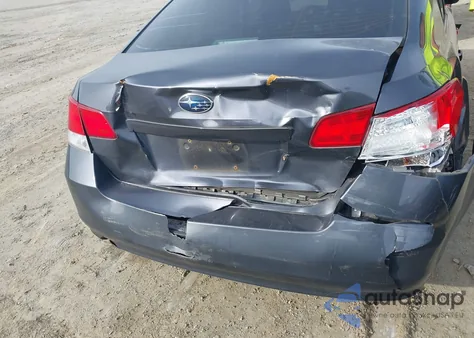 2013 Subaru Legacy 2.5I Premium z USA, uszkodzony, nr VIN 4S3BMCB67D3005538